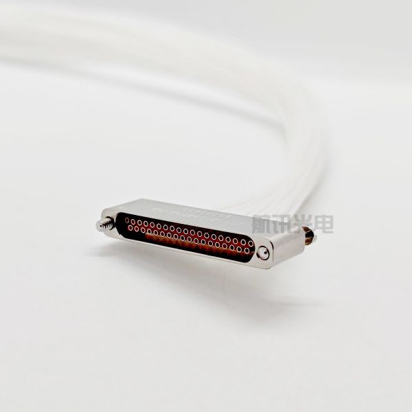 High-Quality J30jzn37zkca000 Crimping Wire Connector Socket with 37 Pins