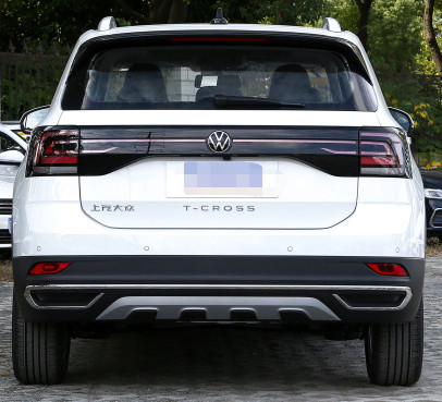 Мест двери 5 автоматической Shushi VW версии T-креста 2023 1.5L небольшой бензин SUV 5