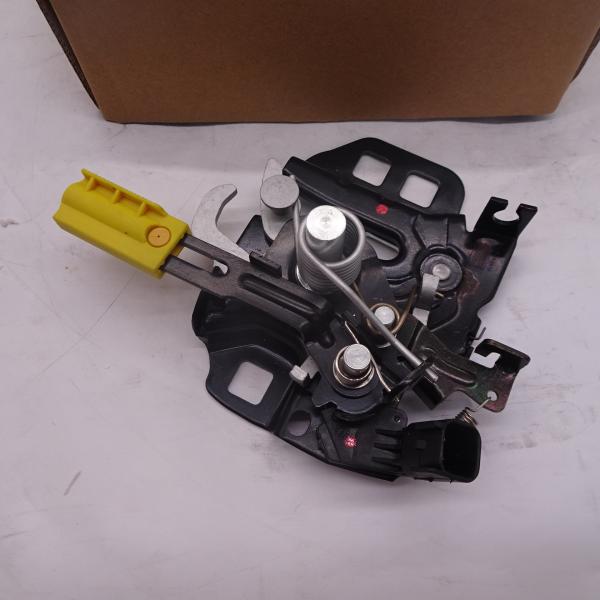 FT4A16700AC Original Ford car front face cover lock Focus kit