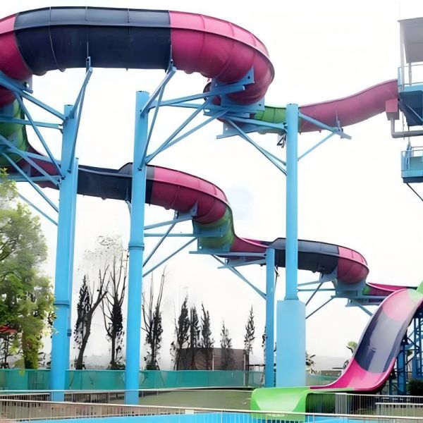 Family Rafting Aqua Park Water Slide Oxidation Resistant 15-20m