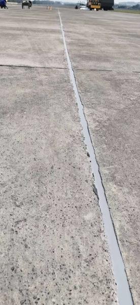 Flexible Self Leveling Polyurethane Concrete Expansion Joint and Crack Sealant