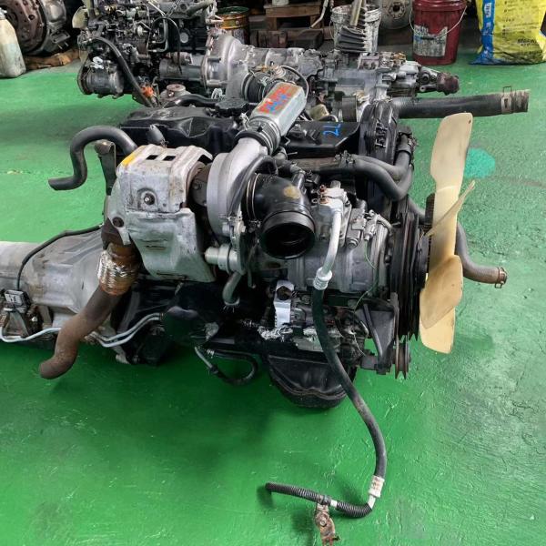 Moteur diesel Toyota 2Lt parfait pour les camions Prado et les camionnettes