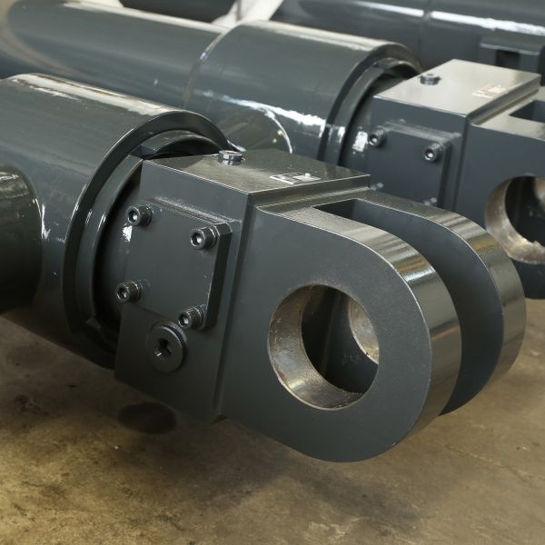 Steel Telescopic Hydraulic Long Stroke Cylinder With Hard Chrome Plated Surface