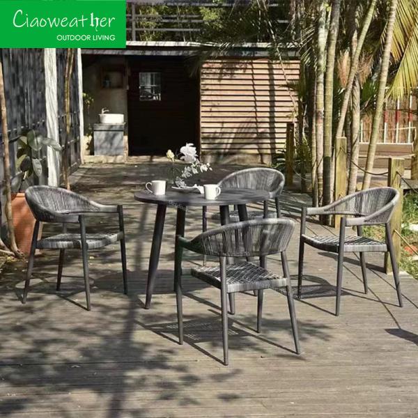 Chaise de jardin à l' extérieur Hôtel en rotin Chaise à manger à corde pour restaurant de patio Villa