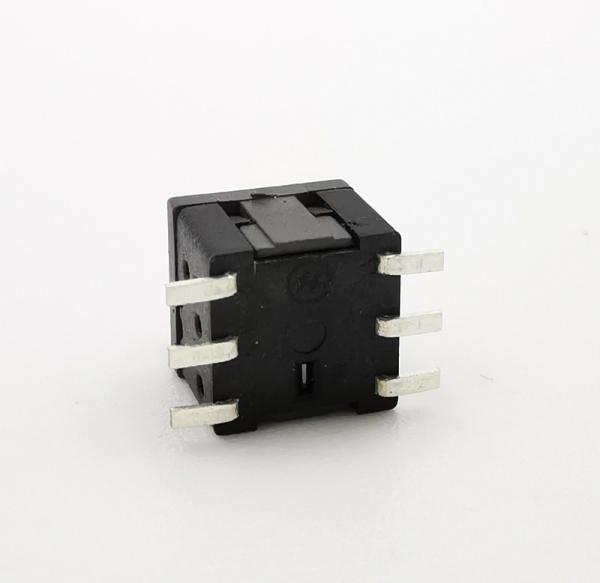 Bouton poussoir de l'IMMERSION 5.8x5.8 SMD de SPST sur le commutateur principal