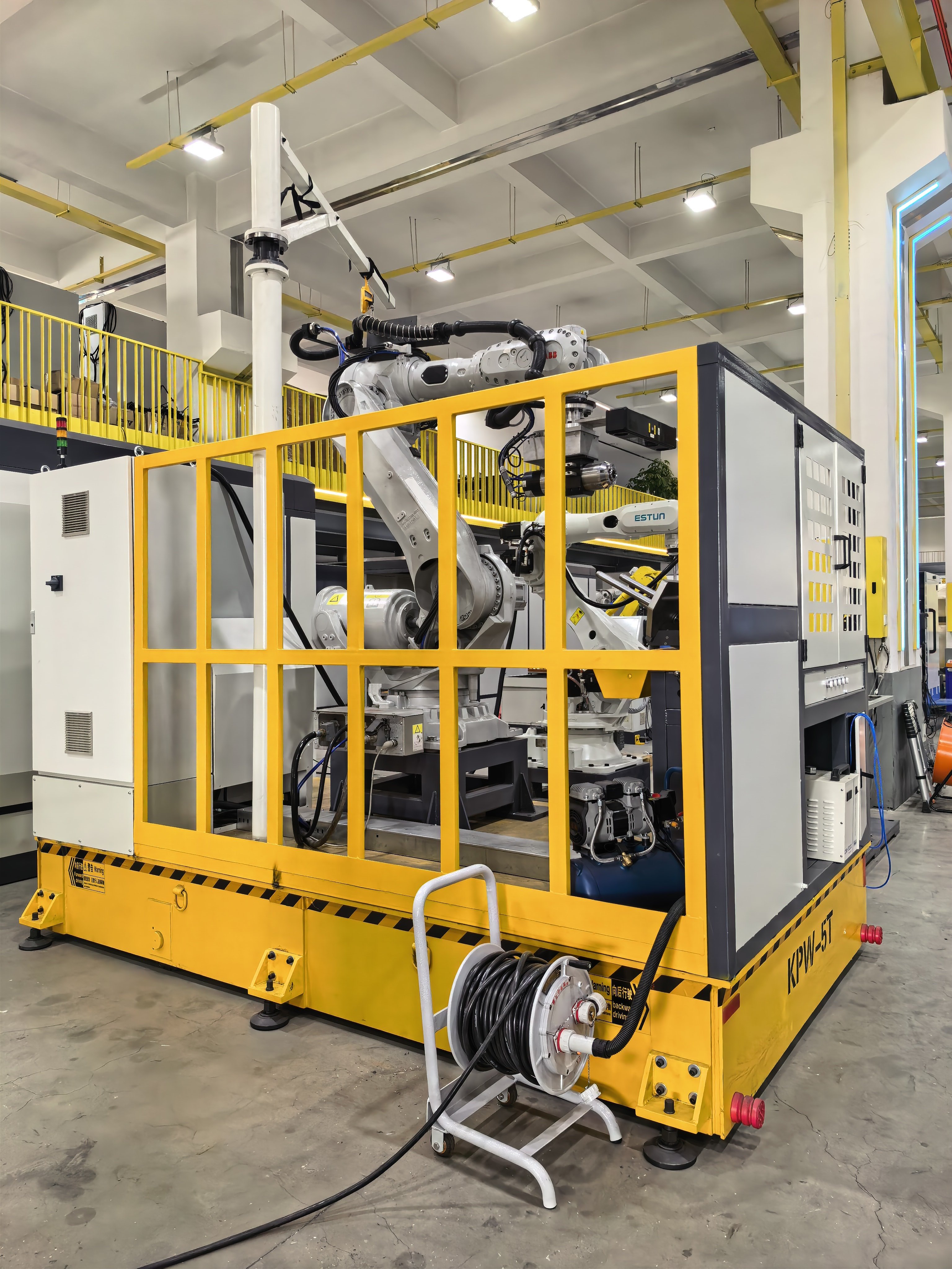 Robotic Rear Spoiler  Polishing Machine