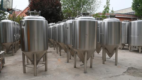 SS304 50L - 30000L Beer Fermenting Equipment , Conical Fermentation Tank