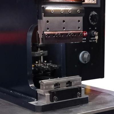 Eko 6 axes Mini presse plieuse en acier 80 tonnes