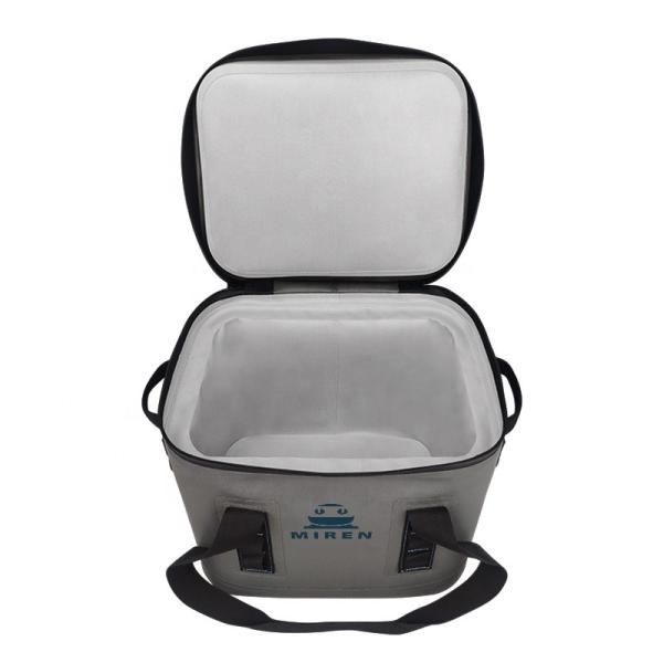 Рефригератед сумка изолированная пикником, сумка охладителя напитка для на открытом воздухе располагаться лагерем