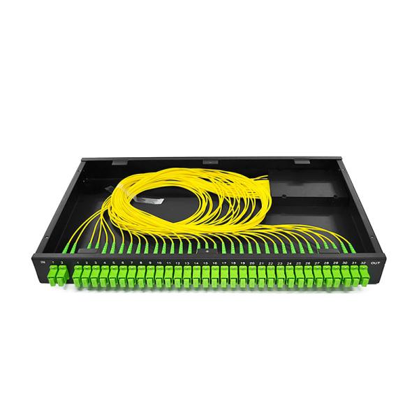 Customized Pigtail Length Fiber Optic Cable Splitter 1x32 2x32 1U19 Inch Metal Box