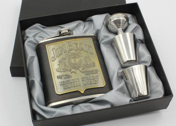 Portable Stainless Steel 7oz Hip Flask Exquisite Set With 2 Wine Cups 1 Funnel