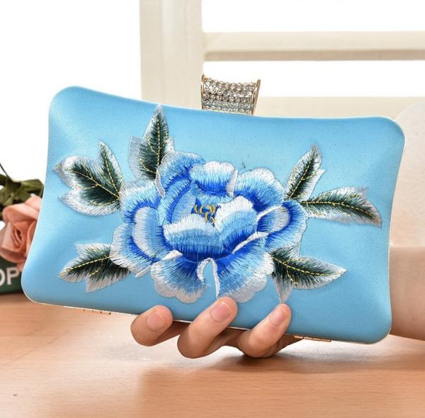 European and American vintage evening bags embroidered clutch bride