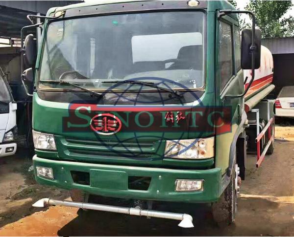 4x2 FAW Water Tanker Truck 4000 - 6000 Liters Tanker Volume Manual Gearbox