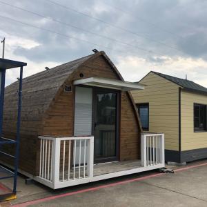 Противокоррозионный деревянный Prefab людей 27m2 структуры 2 небольшой с кабины решетки