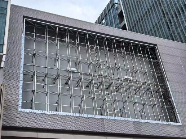 P10 Outdoor Full Color LED Display 10mm Pixel IP65 Waterproof