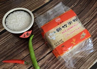 Macarronetes de aletria imediatos secos do arroz da vara da farinha no chinês