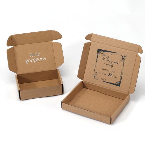 Boîtes d'emballage de vêtements en carton personnalisées en couleur