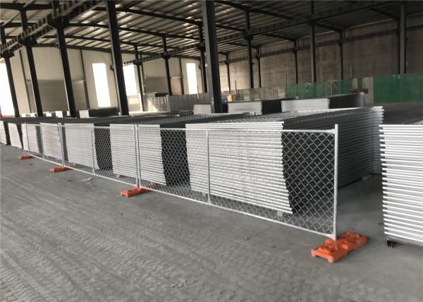 Temporary Chain Link Fence Panels  6'Height X 14' Width  35mm wall thickness 1.5mm Mesh 2.5 x 2.5 diameter 11.5ga