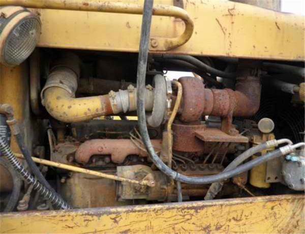 Used bulldozer D5, D6D with LGP Shoes/Bulldozer CAT D6D LGP With Pads For Sale