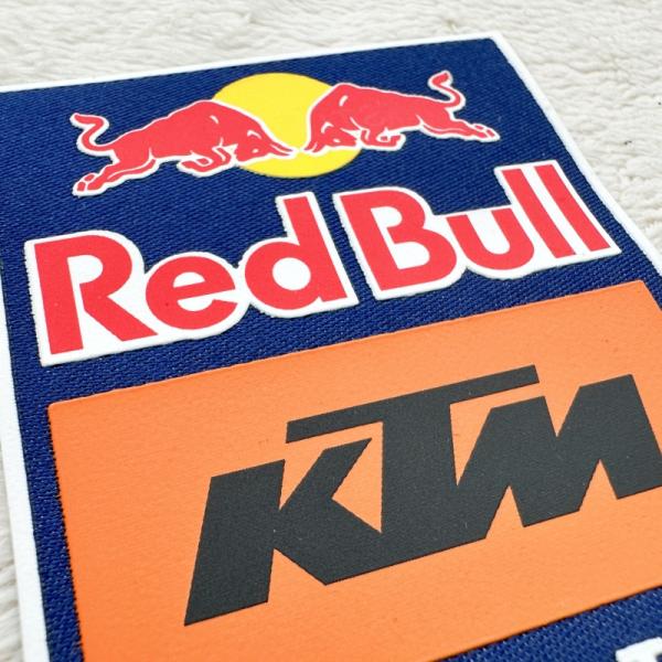 Screen Printing Custom Clothing Patches Silicone Logo On Woven Label