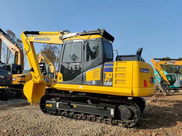 安定して安全で使用されている 建設プロジェクト用のコマツー PC130掘削機