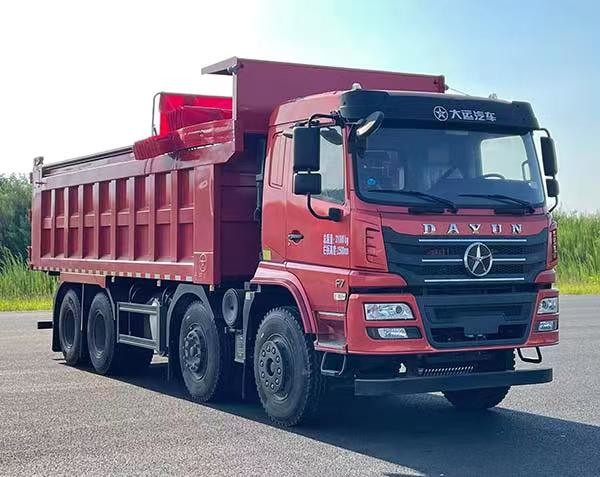 Four Axle Diesel 3 Seats Cargo Dump Truck 20M2 8.9 Meters Rear Drive Manual Transmission 8×4