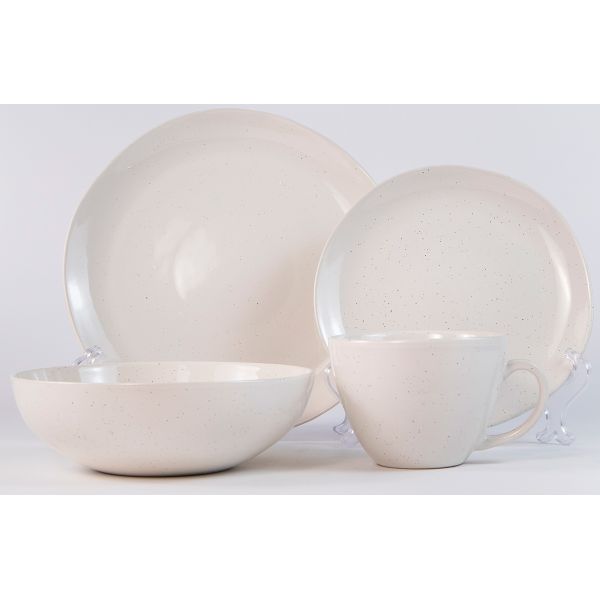 Dinnerware set