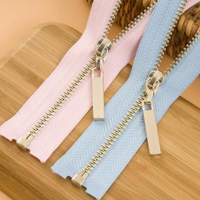 Durable  Metal Zipper Gold Teeth Zinc Alloy Open Type Clothing Accessories