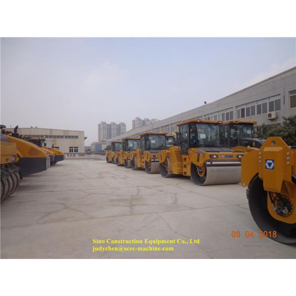 30 T Compact Road Roller XS303S Fully Hydraulic Self Propelled Vibratory Roller