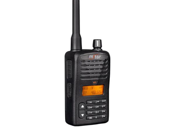 Digital Two Way Radio A2i Digital Analog Compatibility Clear speech Commercial Strong Battery Life Walkie Talkie