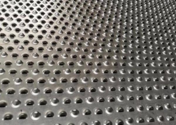 CNC Punching Perforated Metal Plate with 1-5mm Thickness Non-Skid Anti-Slip Steel Sheet