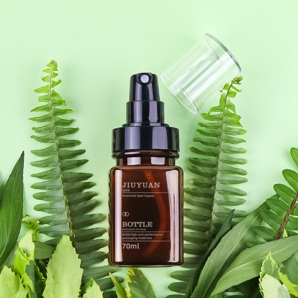 Amber PET Spray Bottle with Light Protection Customizable Fine Mist Spray for Cosmetic Packaging