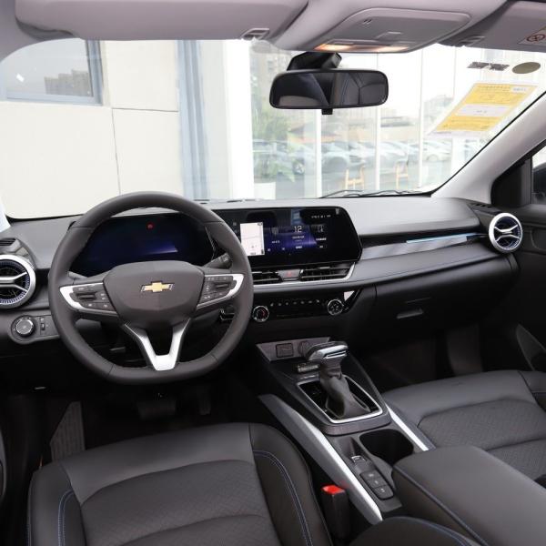 2024 Chevrolet Cruze 1.3t Carro híbrido leve a gasolina com cilindrada 1000-1600cc