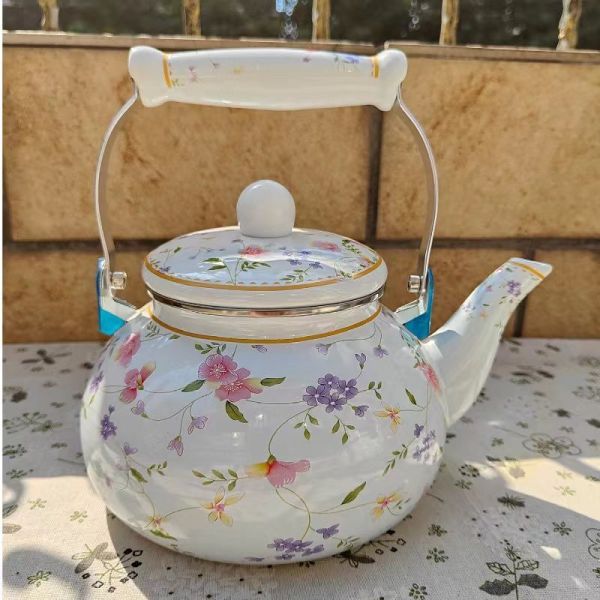 Porcelain Classical Style Custom Flowery Design Enamel Kettle Metal Steel Enamelled Teapot Perfect for Tea Brewing