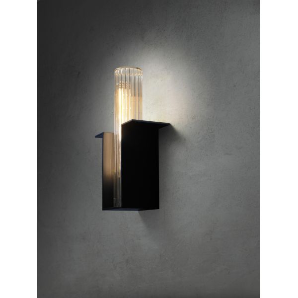 Yihao Outdoor Brass Wall Lamp with Adjustable Height and 3000K Warm White Light for Modern Decorative Wall Lighting