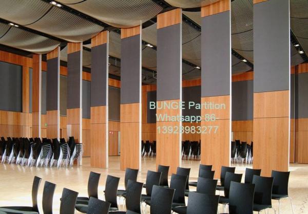 Sala de dobramento à prova de som de madeira móvel que desliza paredes de separação para o banquete Salão acústico