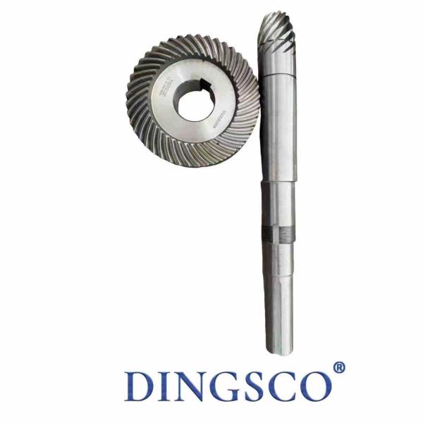 High-Precision Transmission Orthogonal Grinding Gear with ISO 4-6 Grade Accuracy and Steel Material for Extra Long Integral Shaft Gear