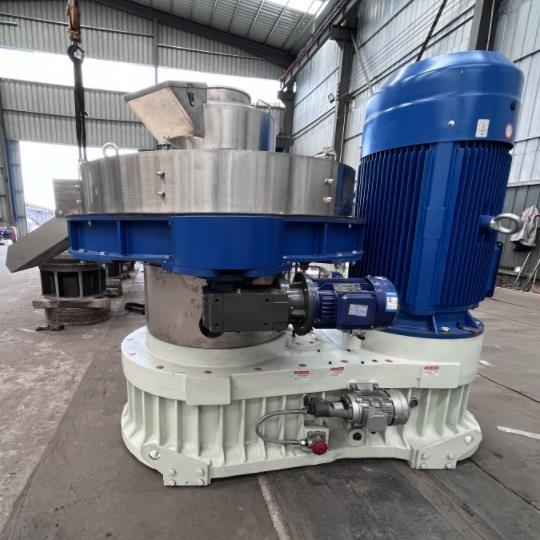 Grass Wood Pellet Machine Sawdust Pellet Machine XGJ560 1500-2000Kg/H