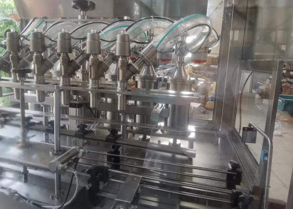 2KW Vacuum Bottle Filler 1300mm Automatic Filling Machine 6 Head