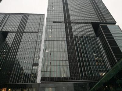 Metal Prefab Multi Storey Steel Column Building Dormitory C Z Purlin