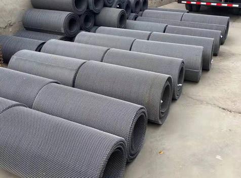 Stone Crusher Vibrating Crimped Wire Mesh for Quarry Screening