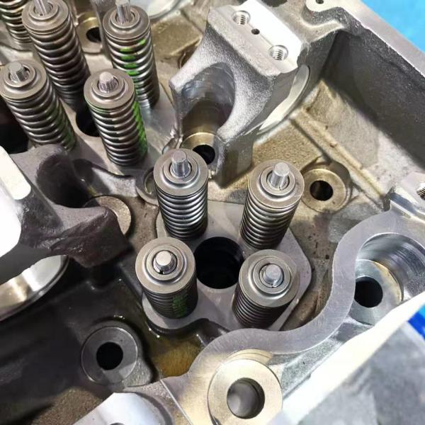 Cummins ISX15 QSX15 X15 ISX QSX Engine Cylinder Head 4331387 5413782