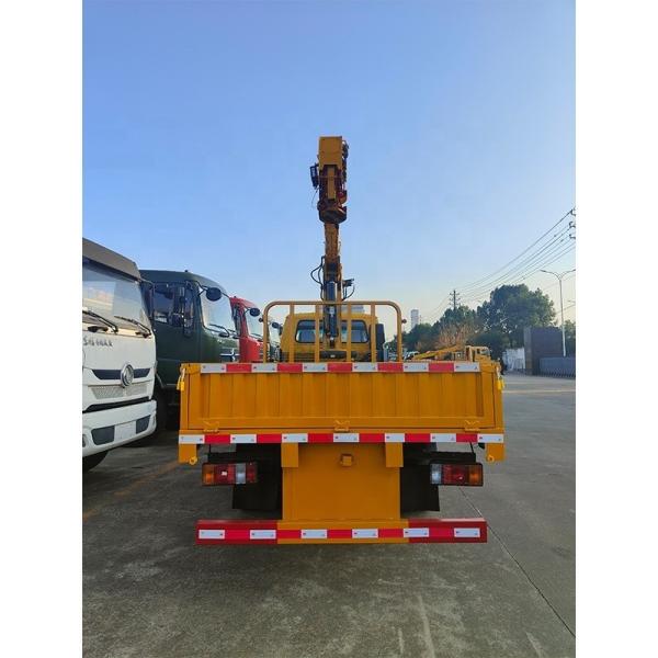 Original Double Cabin ISUZU 4x2 3.2 Tons Crane Mounted Truck