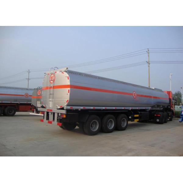 Semi axes du camion 3 de réservoir de stockage de pétrole de remorque 60Tons 45-60CBM pour le transport d'huile