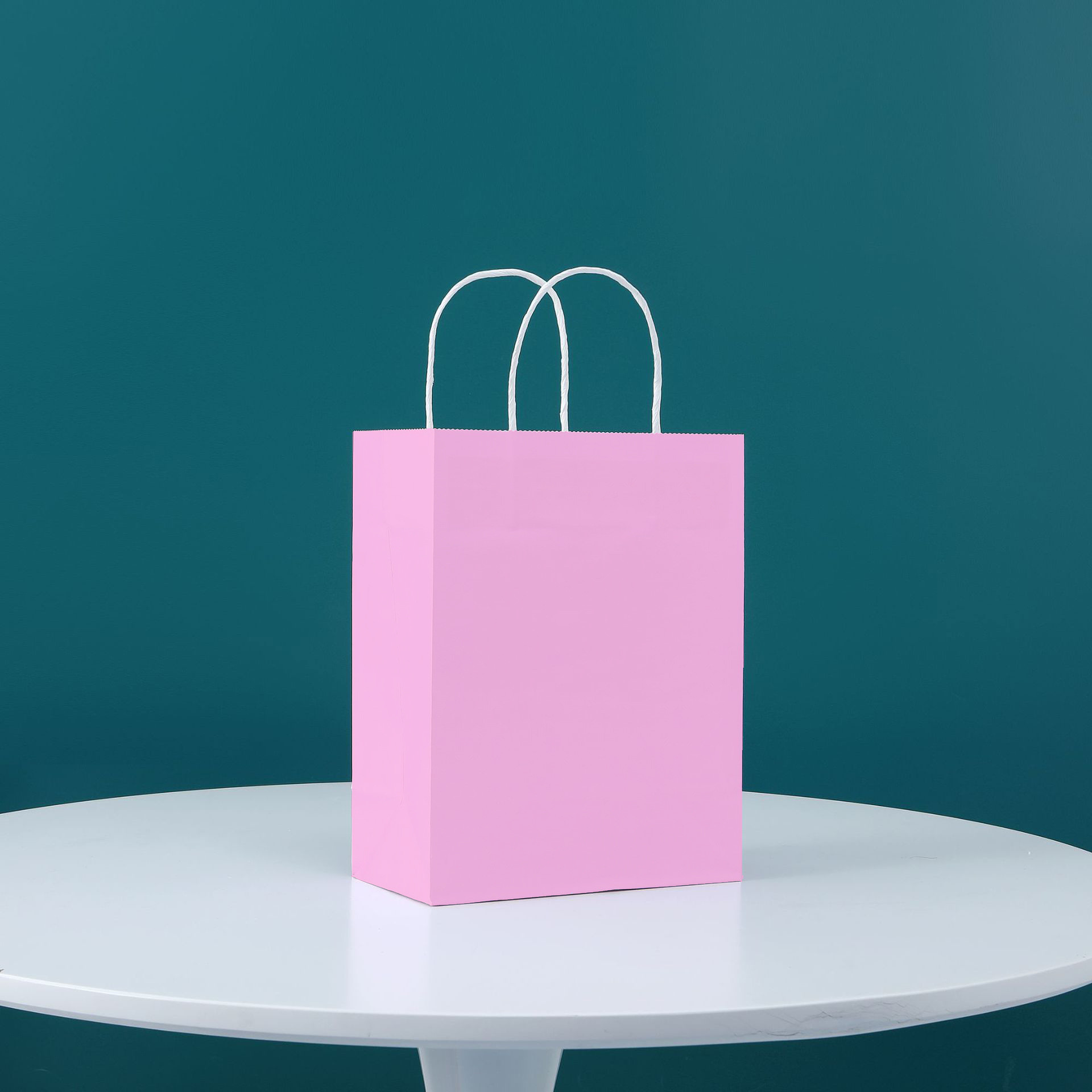 Скрученная ручка на заказ Напечатанные Kraft Paper Bags 15*21*8cm 21*27*11cm 26*32*12cm