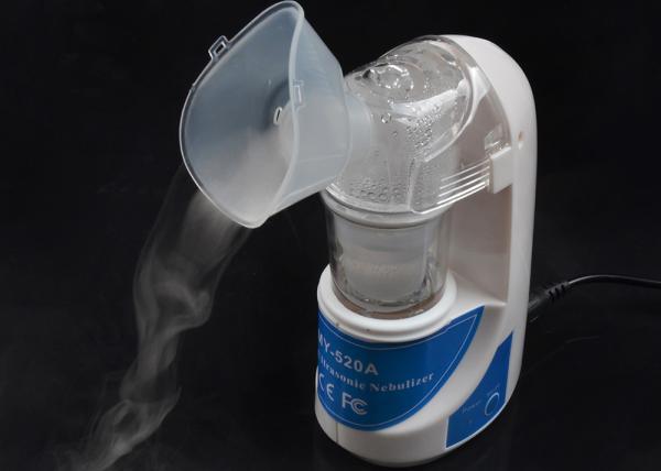 Two Airflow Control Medical Handheld Mini Ultrasonic Nebulizer for Children Adult with Two Mask