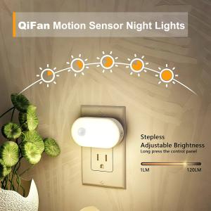 0.3W 500mAh Amber Plug In Smart Motion Sensor Night Light With Adjustable