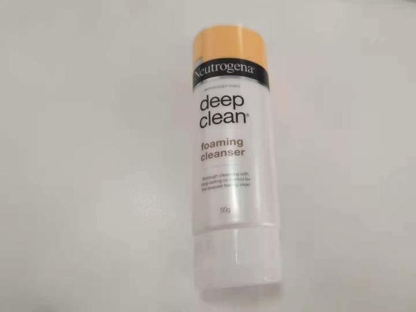 Tubo de empacotamento cosmético de Matte Coating Apt Round Dia 40*101.6mm para a limpeza facial