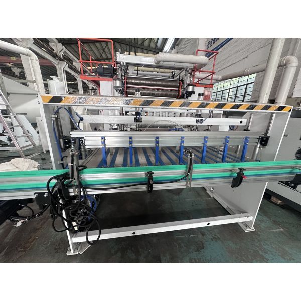 Vacuum Pump Including N Fold Tissue Hand Towel Machine with Auto Transfer