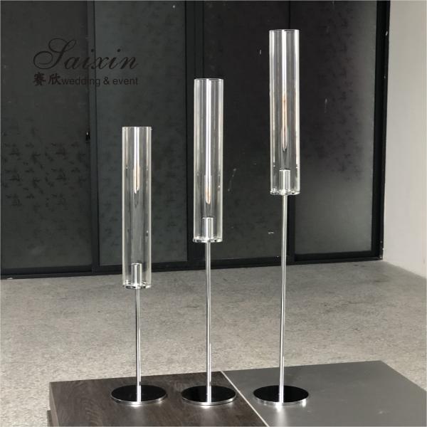 fábrica venda quente conjunto de tamanho diferente fino furacão dourado candelabro porta velas para decoração de mesa de casamento